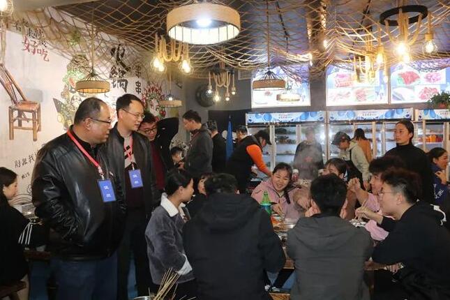 �й��r(sh��)�u����У�����c��һ�������f(xi��)��