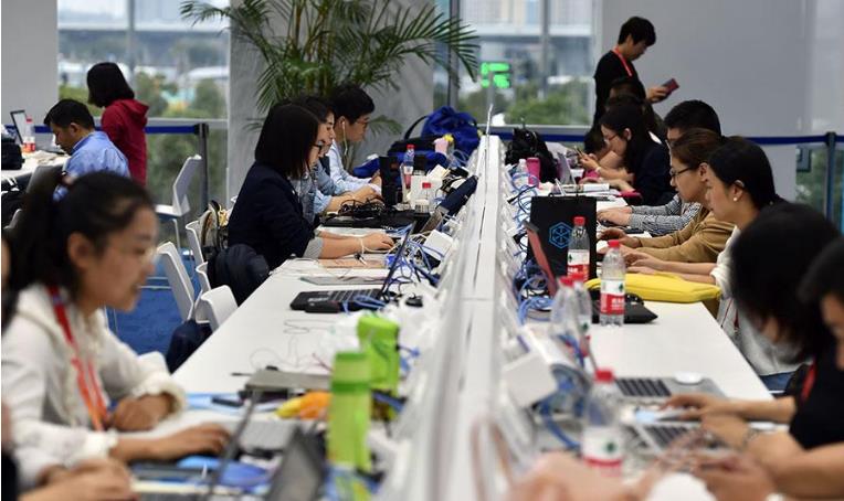 �й��r(sh��)�u���@��(g��)ӛ�߹�(ji��)���҂����f���ǡ���