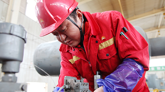 【“五小”創(chuàng)新有我在】董占明和他的“百寶箱”