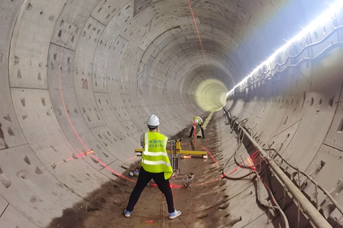 【“五小”創(chuàng)新有我在】無軌測量：“小發(fā)明”巧解施工“大難題”