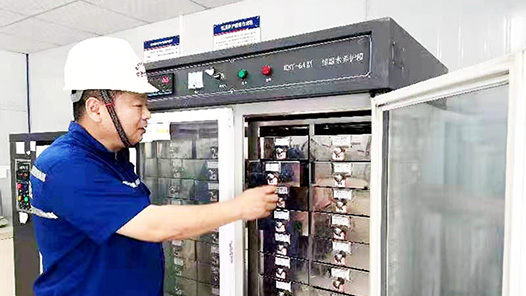 【一線：360行】試驗(yàn)檢測員·用科學(xué)數(shù)據(jù)為工程質(zhì)量把關(guān)