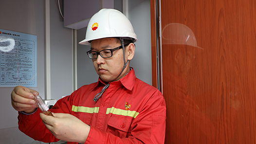 【一線：360行】地質(zhì)監(jiān)督·哪里有鉆井施工他就在哪里