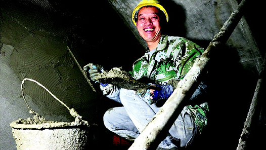 【愛在城市】四川達州“農(nóng)民工川哥”用鏡頭記錄工地生活