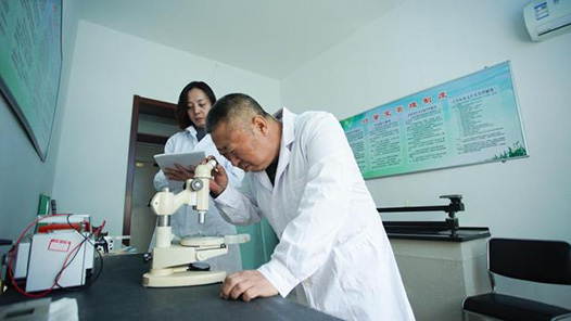 【一線：360行】毫厘之間守護(hù)標(biāo)準(zhǔn)的計(jì)量人