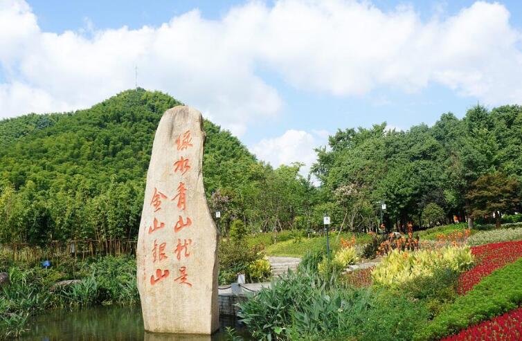 ����ɽ������Gɫ�l(f��)չ֮·���(qi��ng)��