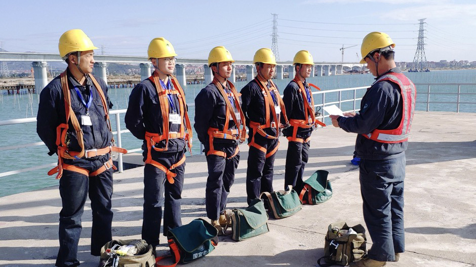 ��2021���M��40 �]�бM�^���R����