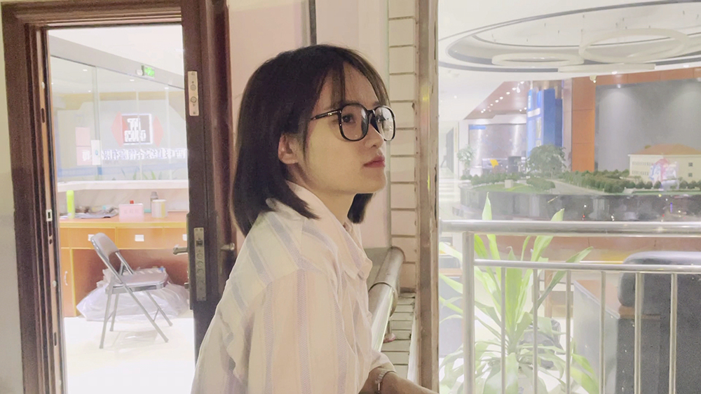 ��2021���M��48 ���f