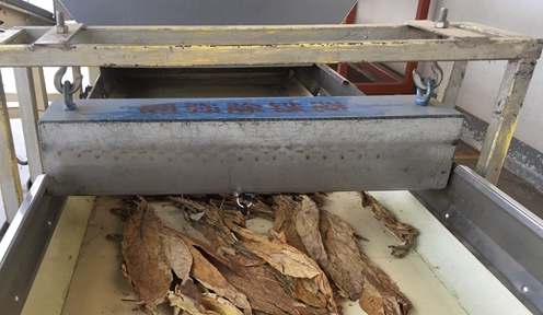 【“五小”創(chuàng)新有我在】小鐵盒吸走大隱患