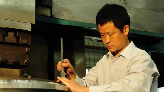 大國(guó)工匠 | 閻敏：導(dǎo)彈“咽喉主刀師”