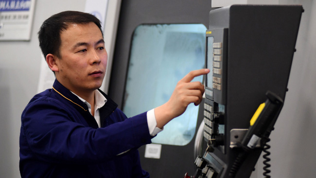 勞動(dòng)者之歌 | 何小虎