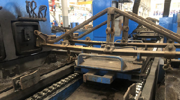 【“五小”創(chuàng)新有我在】小小限位頂塊解決流水線大問題