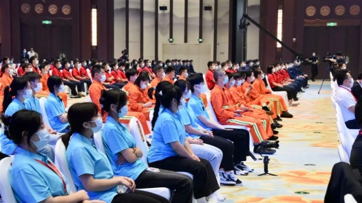 礪匠人之心、行匠人之事！廣大干部職工和勞模工匠熱議首屆大國工匠論壇