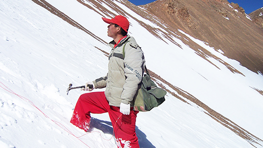 中國夢·大國工匠篇 | 萬建領(lǐng)：在海拔5300以上的“生命禁區(qū)”尋找大地寶藏