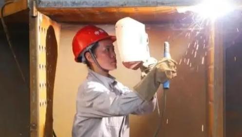 勞動者之歌 | 王中美