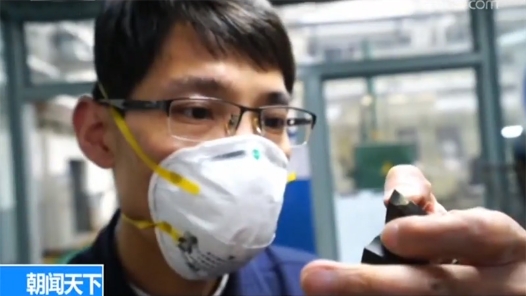 大國工匠·創(chuàng)造力 | 洪家光：匠心鑄戰(zhàn)鷹 磨礪書傳奇