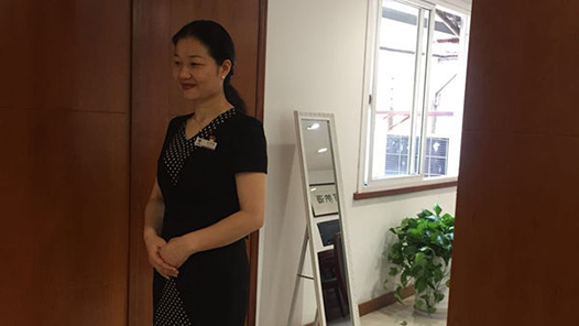 中國(guó)夢(mèng)·大國(guó)工匠篇 | 周明娟：用一本“美麗秘笈” 把售貨員干出“新花樣”