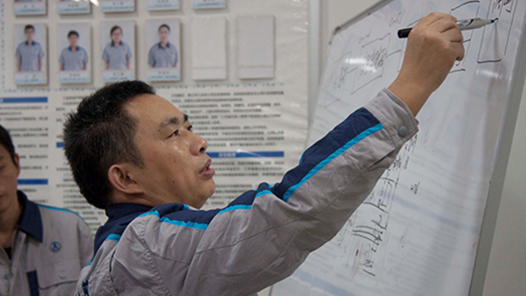 中國(guó)夢(mèng)·大國(guó)工匠篇｜鄧建華：創(chuàng)新的目的就是掌握核心科技