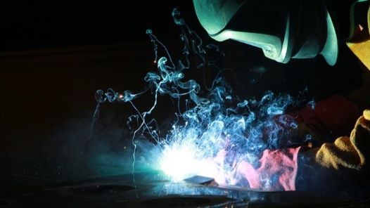 中國(guó)夢(mèng)·大國(guó)工匠篇 | 張合禮：用“焊槍”描繪“高鐵夢(mèng)”