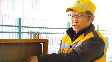 中國夢·大國工匠篇 | 信恒均：為了偷懶而勤奮 這種“懶”該給滿分