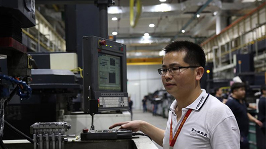 中國(guó)夢(mèng)·大國(guó)工匠篇 | 劉建兵：教學(xué)相長(zhǎng) 精益求精