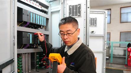 中國夢·大國工匠篇 | 煤礦工人張晨光：“拆”出來的技術創(chuàng)新能手