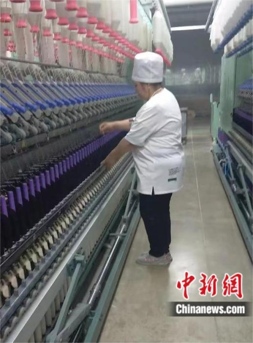 (布威海麗且在工作 亞森·阿布都麥吉提供圖) (布威海麗且在工作 亞森·阿布都麥吉提供圖)