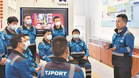 身邊的大國工匠 | 學(xué)最好的技術(shù) 當最好的司機