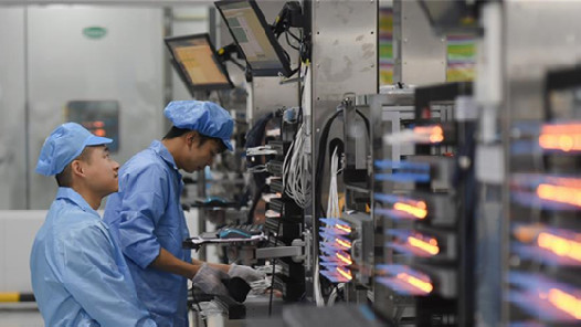 “五小”創(chuàng)新有我在｜“晾衣桿”改造，吊頂空間布線不再“爬上爬下”