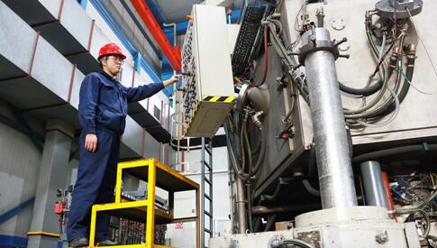 “五小”創(chuàng)新有我在｜邊角料中“淘寶”，廢料利用最大化