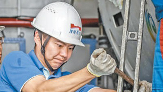 團結(jié)奮斗開新局 喜迎工會十八大·勞動者之歌｜逐夢深海的奮斗者