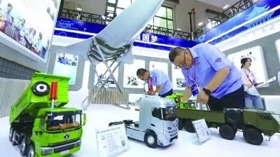 感受匠人匠心 弘揚工匠精神——直擊第二屆大國工匠創(chuàng)新交流大會陜西展廳