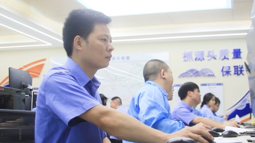 身邊榜樣 | 汕廣線上寫下愛