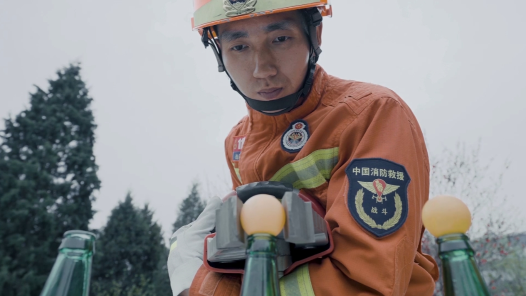 身邊榜樣丨燃情火焰藍(lán)