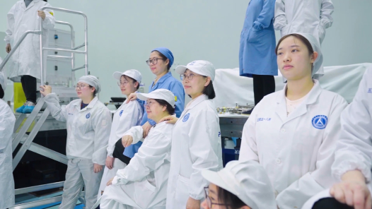 身邊榜樣丨致敬“最閃亮的星”