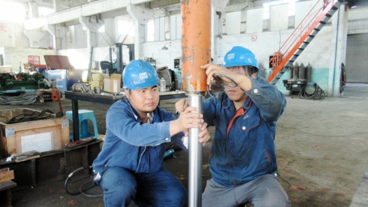 “五小”創(chuàng)新有我在｜“填充法”快速修復活塞桿劃痕