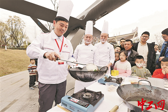 2365844_tpzz_1705304299022_b