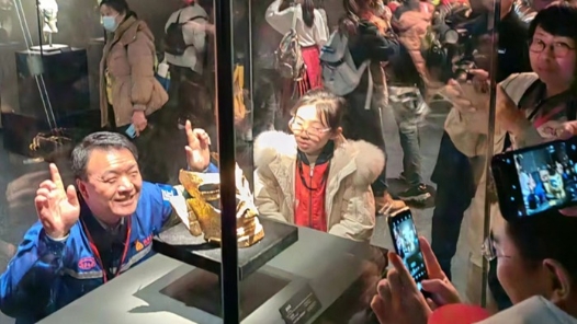 回眸過去、立足現(xiàn)在、展望未來，一脈承千年——大國工匠打卡成都側(cè)記