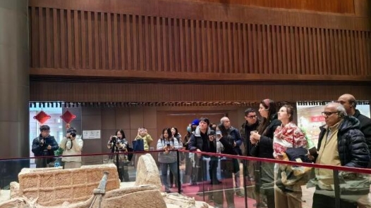 走進(jìn)中國(guó)歷史研究院 中外媒體感受“何以中國(guó)”