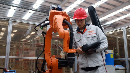 2024勞動者之歌｜王洋：用專注守護(hù)一門技藝