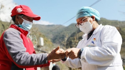 筑夢現(xiàn)代化 共繪新圖景·勞動者之歌 | 白族婦女張智娟的“三重”身份