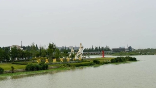 何以中國(guó)·運(yùn)載千秋｜運(yùn)河灣公園：河畔廢舊工廠變身宿遷文旅新地標(biāo)