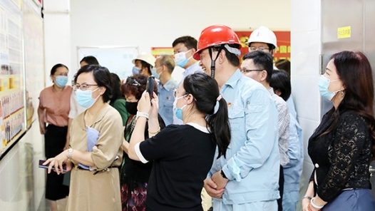 廣州石化：職工訴求“一鍵達(dá)” 工會(huì)服務(wù)“一站式”