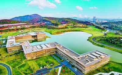 深入學(xué)習(xí)貫徹黨的二十屆三中全會(huì)精神·中國(guó)式現(xiàn)代化丨創(chuàng)新點(diǎn)串珠成鏈 產(chǎn)業(yè)化向綠而行