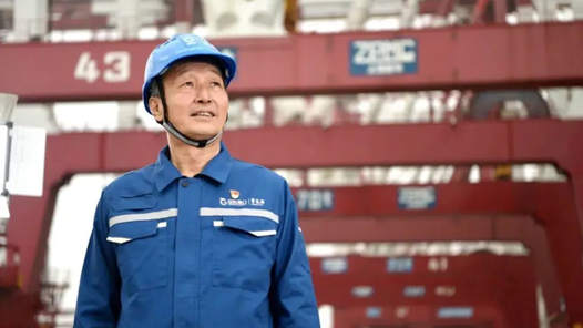 “人民工匠”許振超：“這份榮譽(yù)是對所有勞動(dòng)者的激勵(lì)”