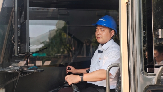 中國夢·大國工匠篇 | 趙喻明：科研報(bào)國 創(chuàng)新不止