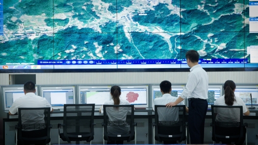 向下扎根 向上生長(zhǎng)