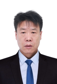 任德彪(證件照) 任德彪(證件照)