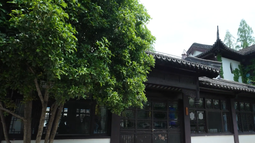 百年工運(yùn)新篇啟 經(jīng)典共讀匠心鳴