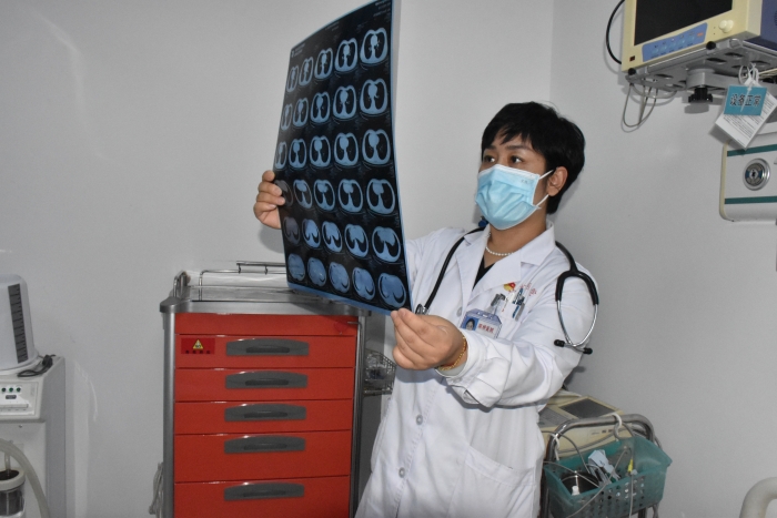 褚?guī)r證工作照-3 褚?guī)r證工作照-3