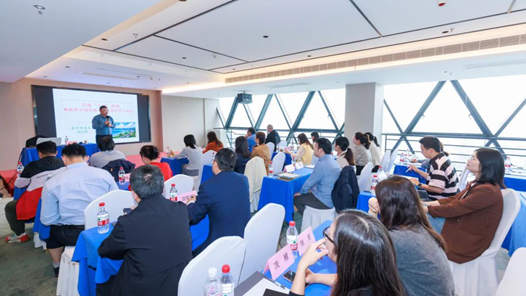 工會(huì)創(chuàng)新實(shí)踐調(diào)研行丨蘇州工業(yè)園區(qū)總工會(huì)利用數(shù)字技術(shù)全面掌握產(chǎn)業(yè)工人隊(duì)伍動(dòng)態(tài)，精準(zhǔn)指導(dǎo)“產(chǎn)改”